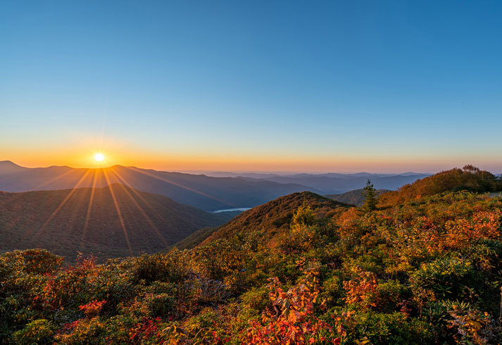 north carolina sunset over mountains